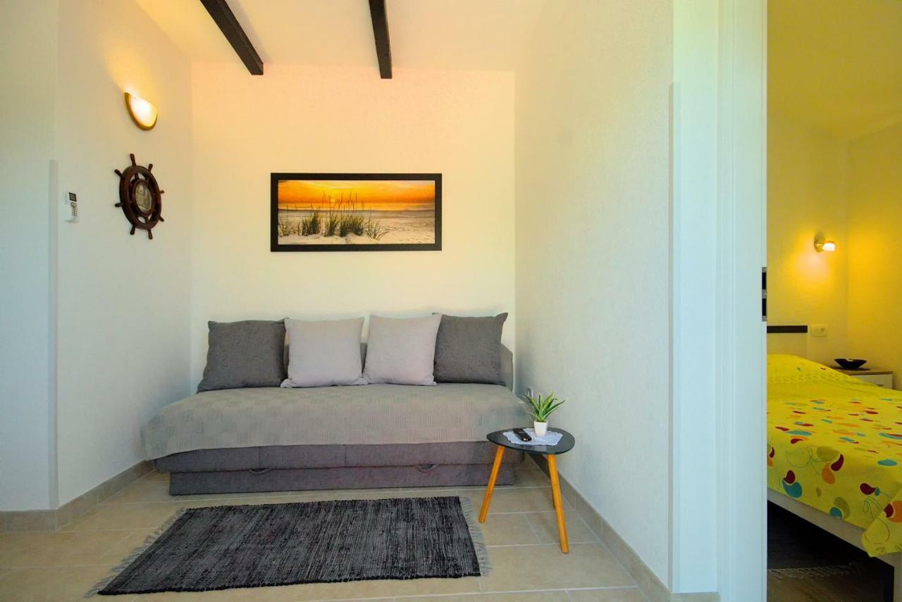 App Klabot *** Apartment Umag Exterior photo
